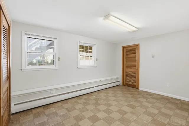 $499,999 | 8 Cherryfield Drive, West Hartford, CT 06107