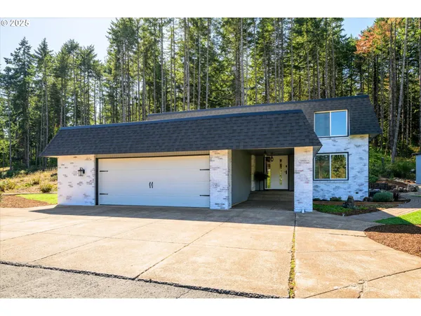 a view of outdoor space