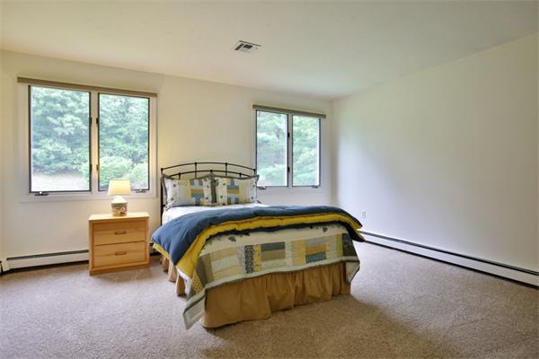88 Sears Road Southborough, MA 01772 - Photo 11 of 20 Gallery Image 11