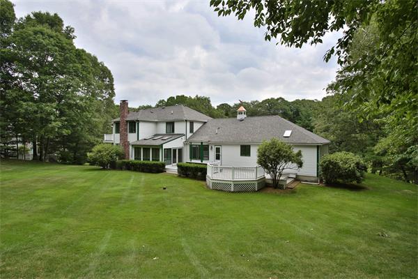 88 Sears Road Southborough, MA 01772 - Photo 18 of 20 Gallery Image 18