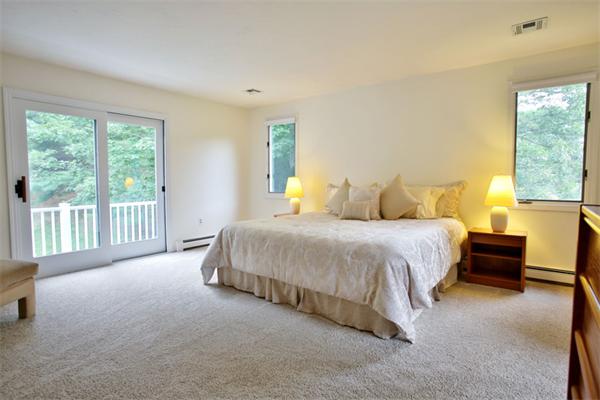 88 Sears Road Southborough, MA 01772 - Photo 9 of 20 Gallery Image 9