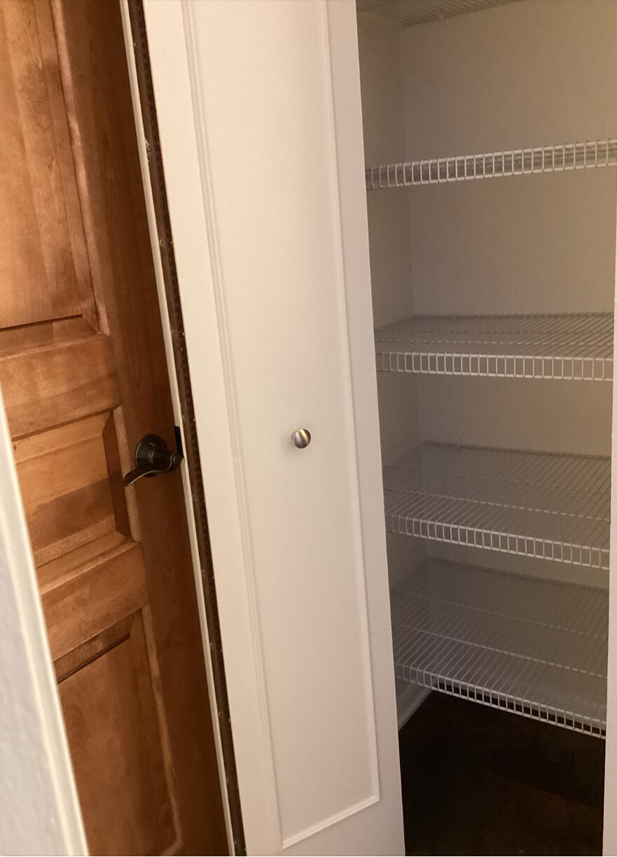 11946 West Mill Road, Unit 11 Milwaukee, WI 53225 - Photo 8 of 20 7