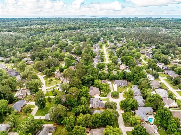 $3,800 | 1306 Woodmere Drive, Mandeville, LA 70471