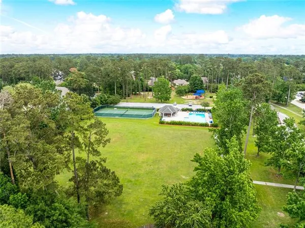 $3,800 | 1306 Woodmere Drive, Mandeville, LA 70471
