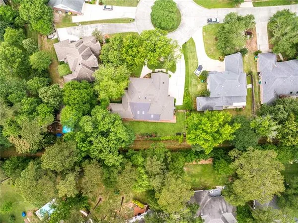 $3,800 | 1306 Woodmere Drive, Mandeville, LA 70471