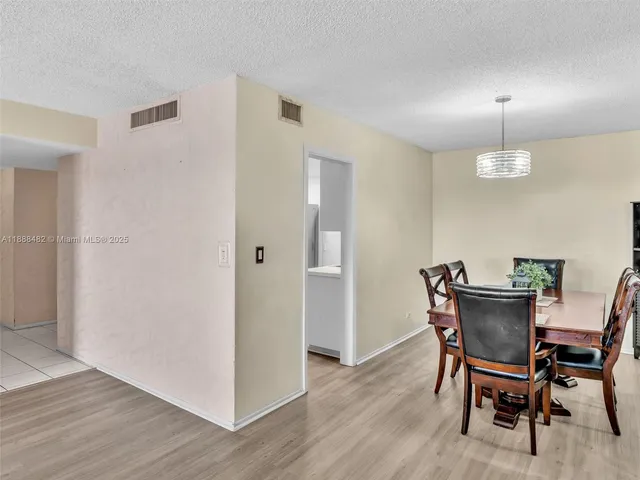 $259,000 | 800 Northeast 195th Street, Unit 716, Miami, FL 33179