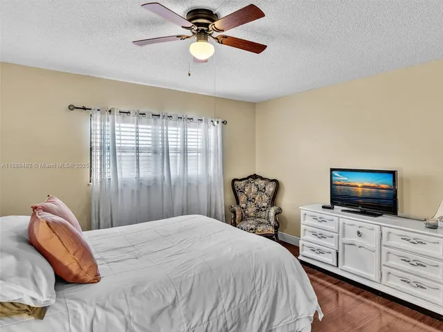 $259,000 | 800 Northeast 195th Street, Unit 716, Miami, FL 33179