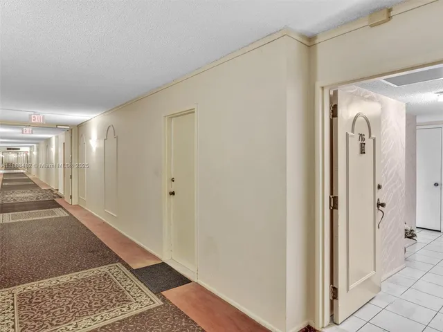 $259,000 | 800 Northeast 195th Street, Unit 716, Miami, FL 33179