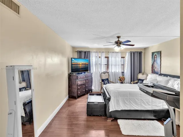 $259,000 | 800 Northeast 195th Street, Unit 716, Miami, FL 33179