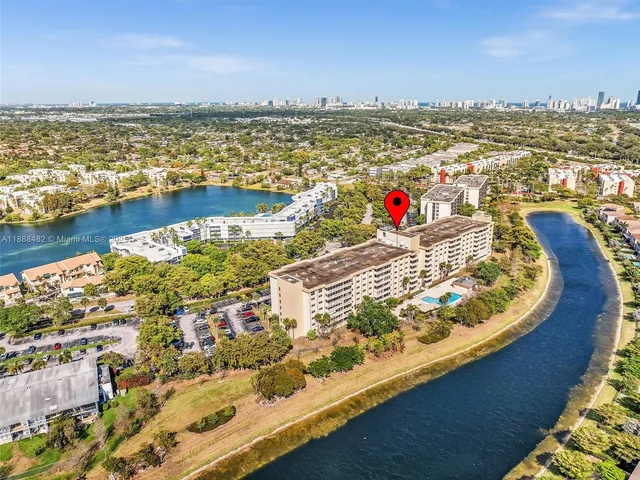 $259,000 | 800 Northeast 195th Street, Unit 716, Miami, FL 33179