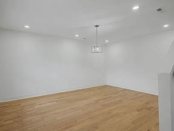 $2,850 | 2140 18th Avenue North, Nashville, TN 37208