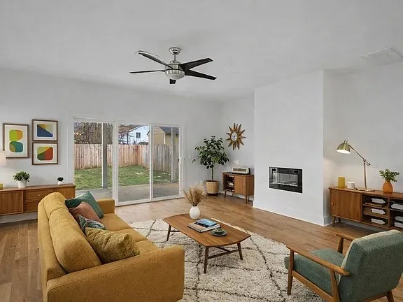 $2,850 | 2140 18th Avenue North, Nashville, TN 37208