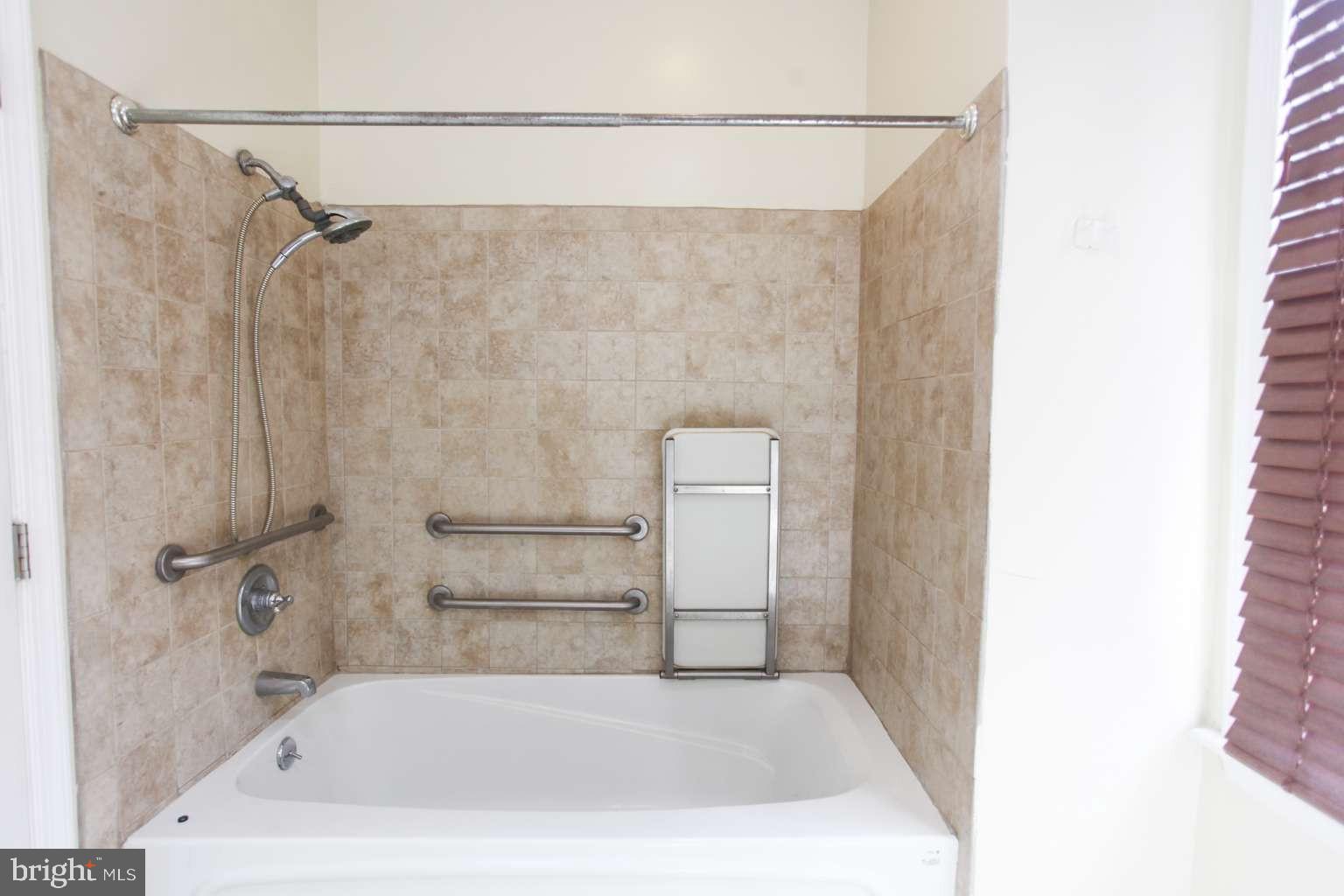 3924 Reisterstown Road Baltimore, MD 21215 - Photo 12 of 15