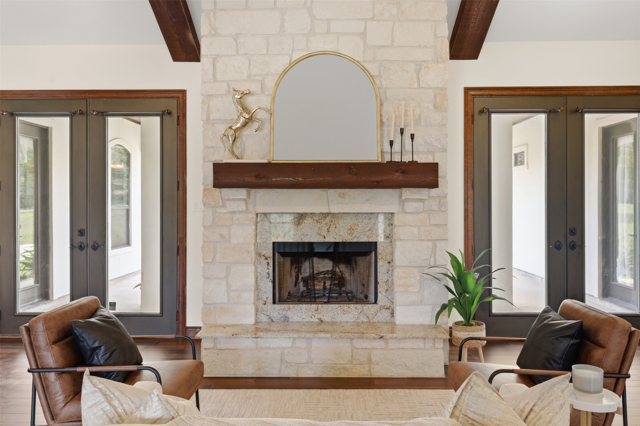 10105 Heritage Ranch Road Conroe, TX 77303 - Photo 6 of 48