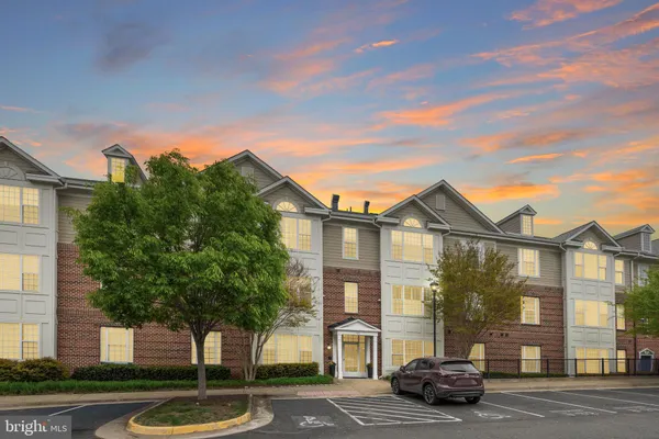 $374,975 | 701 Cobblestone Boulevard, Unit 203, Fredericksburg, VA 22401
