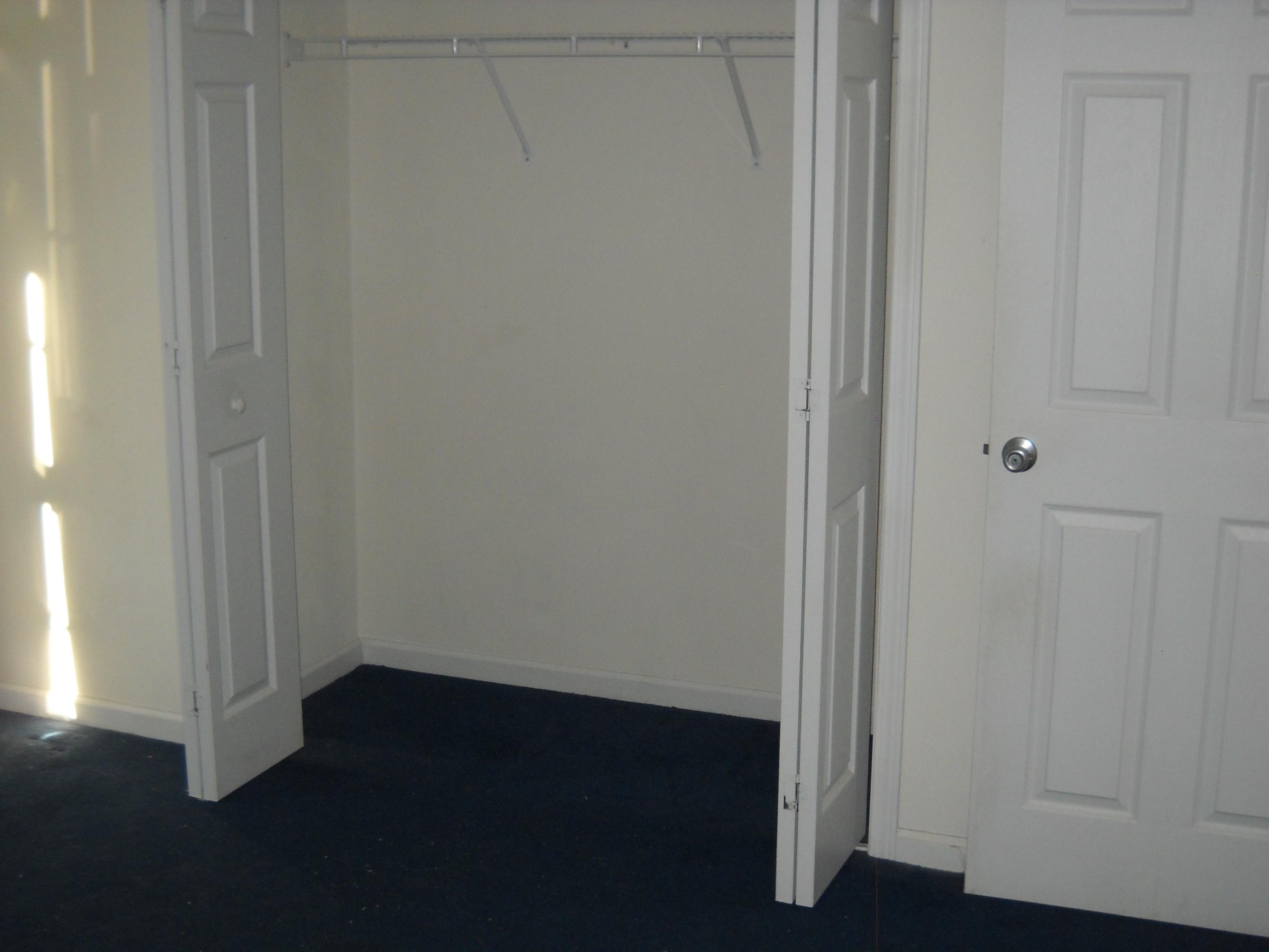 3148 Reed Road Southeast Roanoke, VA 24014 - Photo 18 of 20 a view of a hallway with wooden floor