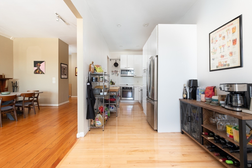 7 Bay State Road, Unit 2C Boston, MA 02215 - Photo 10 of 34