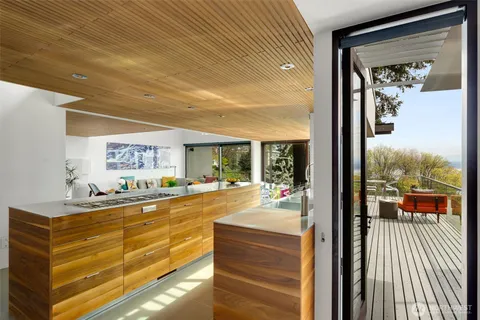 $3,785,000 | 420 34th Avenue, Seattle, WA 98122