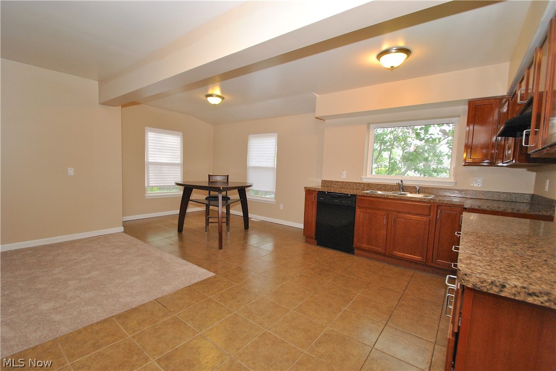 3891 Colony Road South Euclid, OH 44118 - Photo 11 of 34