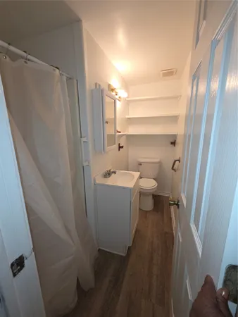 $980 | 601 East Washington Avenue, Unit B, Navasota, TX 77868