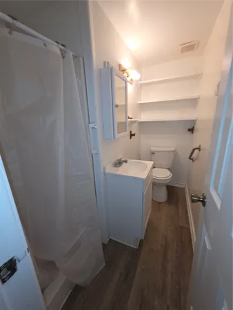 $980 | 601 East Washington Avenue, Unit B, Navasota, TX 77868