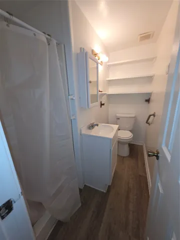 $980 | 601 East Washington Avenue, Unit B, Navasota, TX 77868