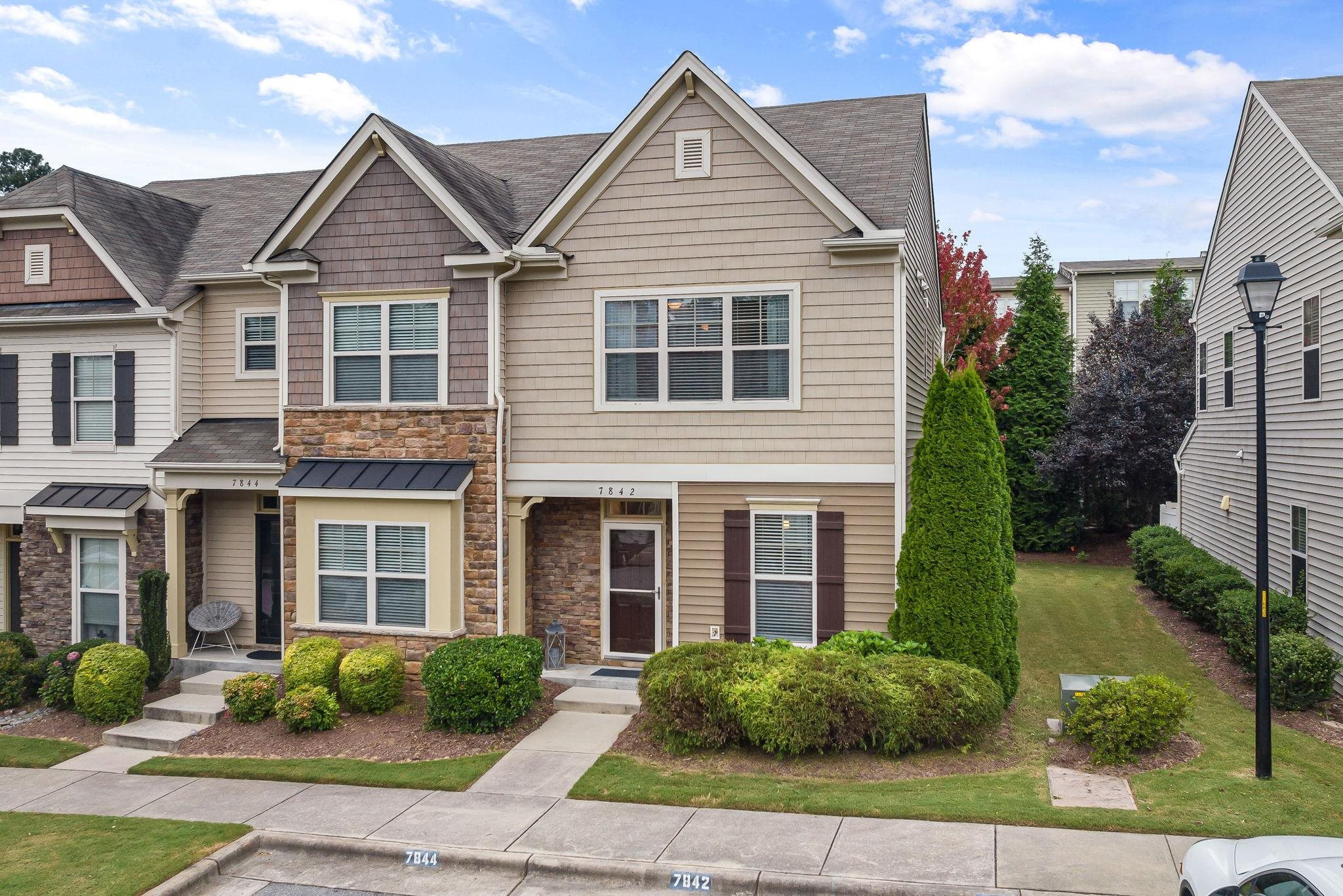 7842 Allscott Way Raleigh, NC 27612 - Photo 3 of 29 Photo 3