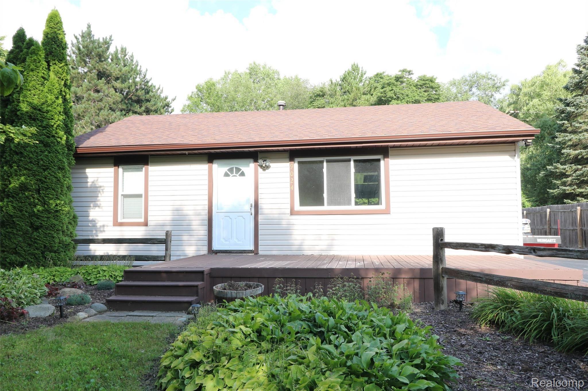 9024 Folkert Road Algonac, MI 48001 - Photo 1 of 21 IMG_0059.JPG