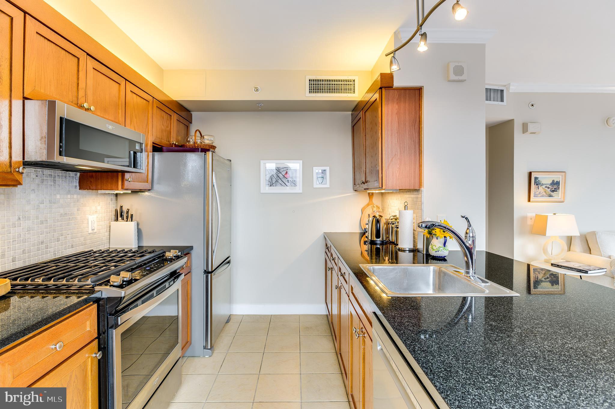 631 D Street Northwest, Unit 1133 Washington, DC 20004 - Photo 22 of 94