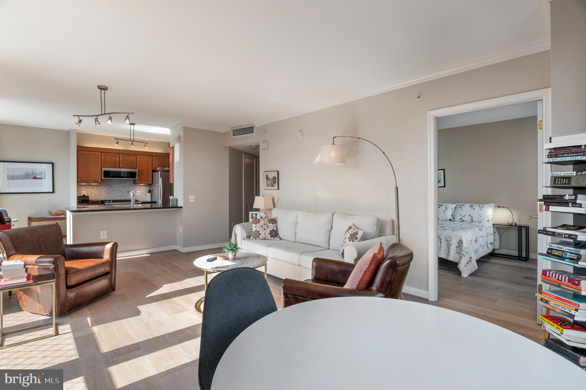 631 D Street Northwest, Unit 1133 Washington, DC 20004 - Photo 5 of 94