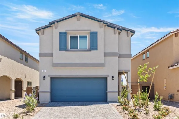 $2,400 | 7660 Love Spgs Lane, North Las Vegas, NV 89084