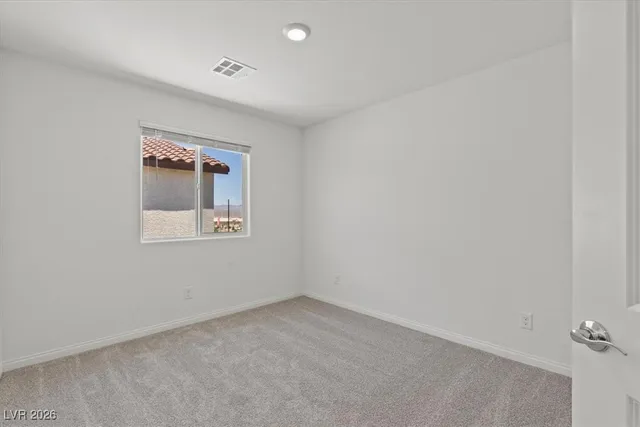 $2,400 | 7660 Love Spgs Lane, North Las Vegas, NV 89084