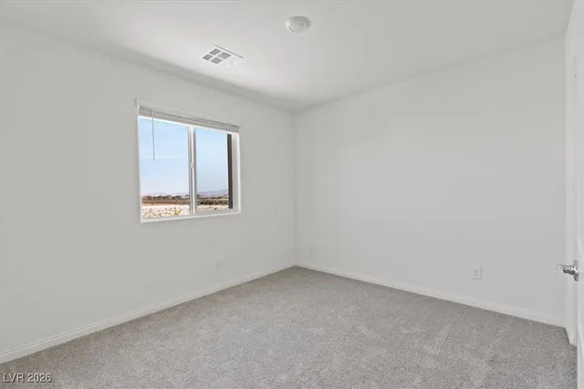 $2,400 | 7660 Love Spgs Lane, North Las Vegas, NV 89084