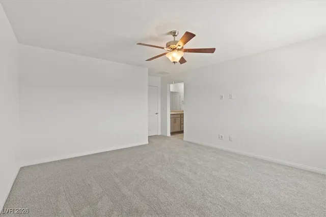 $2,400 | 7660 Love Spgs Lane, North Las Vegas, NV 89084