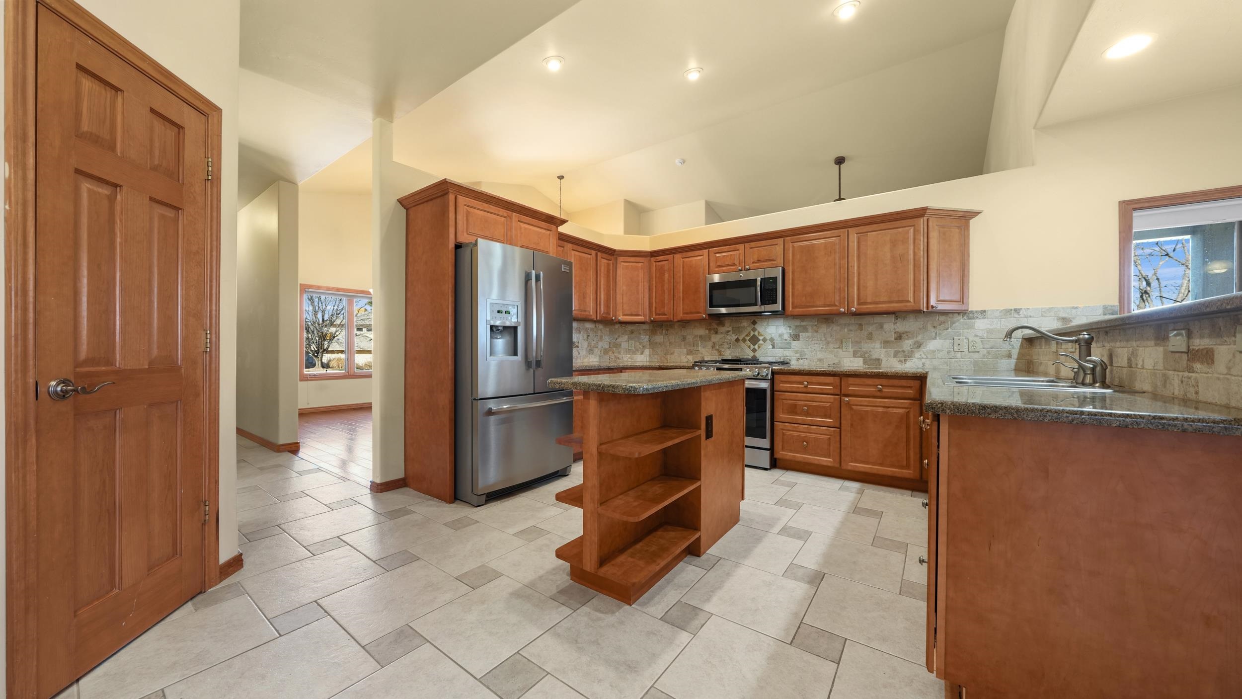 686 Long Rifle Road Grand Junction, CO 81507 - Photo 9 of 38