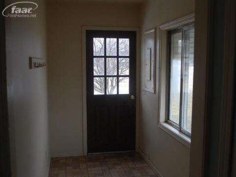 3344 North Belsay Road Flint, MI 48506 - Photo 18 of 28 20352583-17.JPG