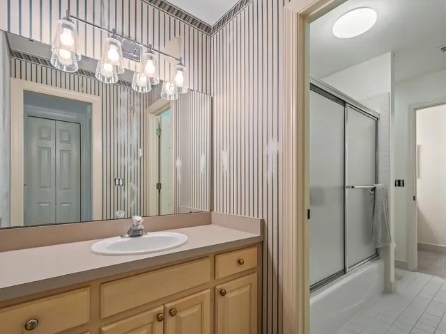 $550,000 | 916 Hillcrest Court, Tallahassee, FL 32308