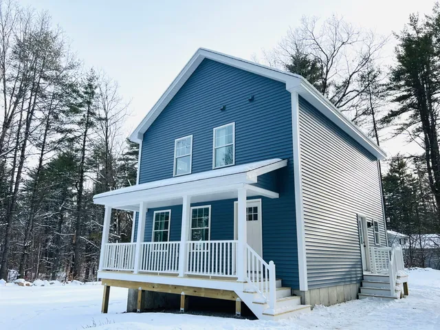 $425,000 | 6 Moose Drive, Limerick, ME 04048