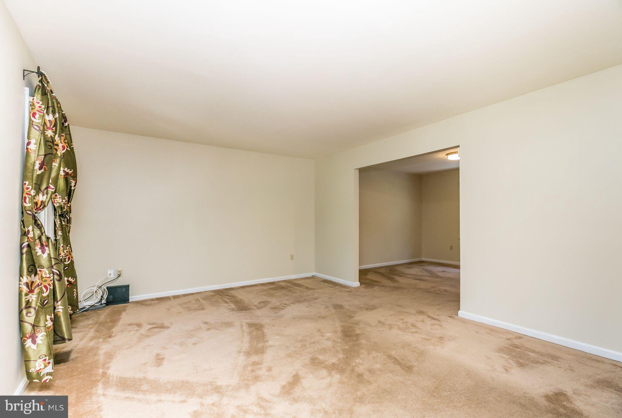 1667 Disney Road Severn, MD 21144 - Photo 4 of 28 Living Room