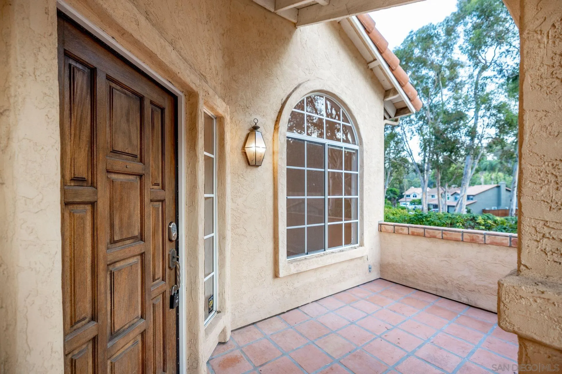 2730 Fernglen Road Carlsbad, CA 92008 - Photo 5 of 25 Gallery Image 5
