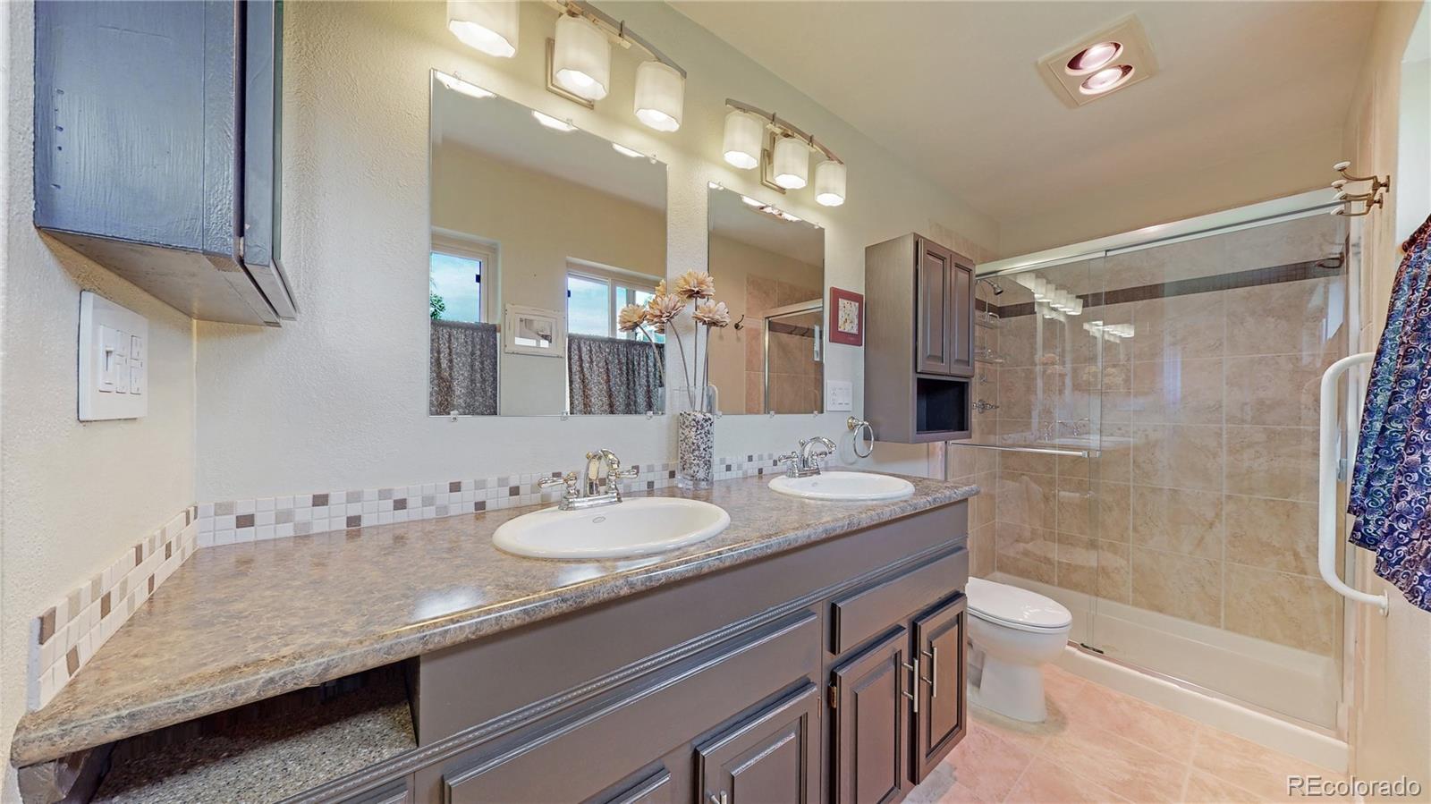 3395 Ward Road Wheat Ridge, CO 80033 - Photo 15 of 39