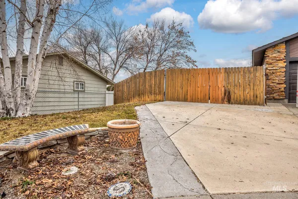 $425,000 | 1242 Southwest 11th Avenue, Ontario, OR 97914