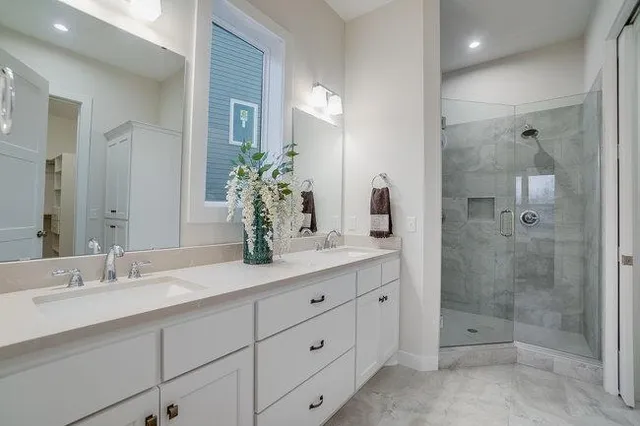 $975,350 | 5750 Freeland Court North, Hugo, MN 55038