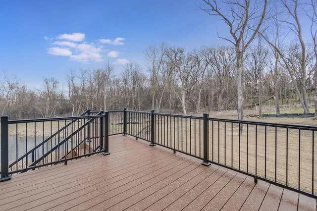 $975,350 | 5750 Freeland Court North, Hugo, MN 55038