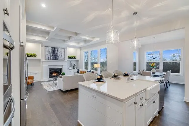 $975,350 | 5750 Freeland Court North, Hugo, MN 55038