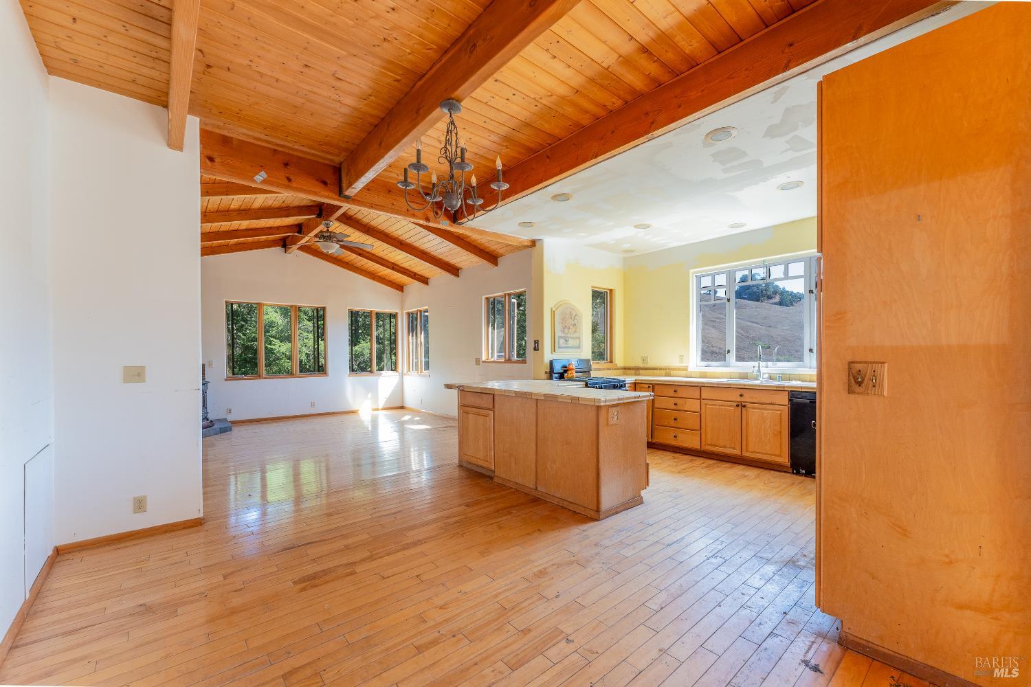 4070 Williams Ranch Road Willits, CA 95490 - Photo 6 of 53