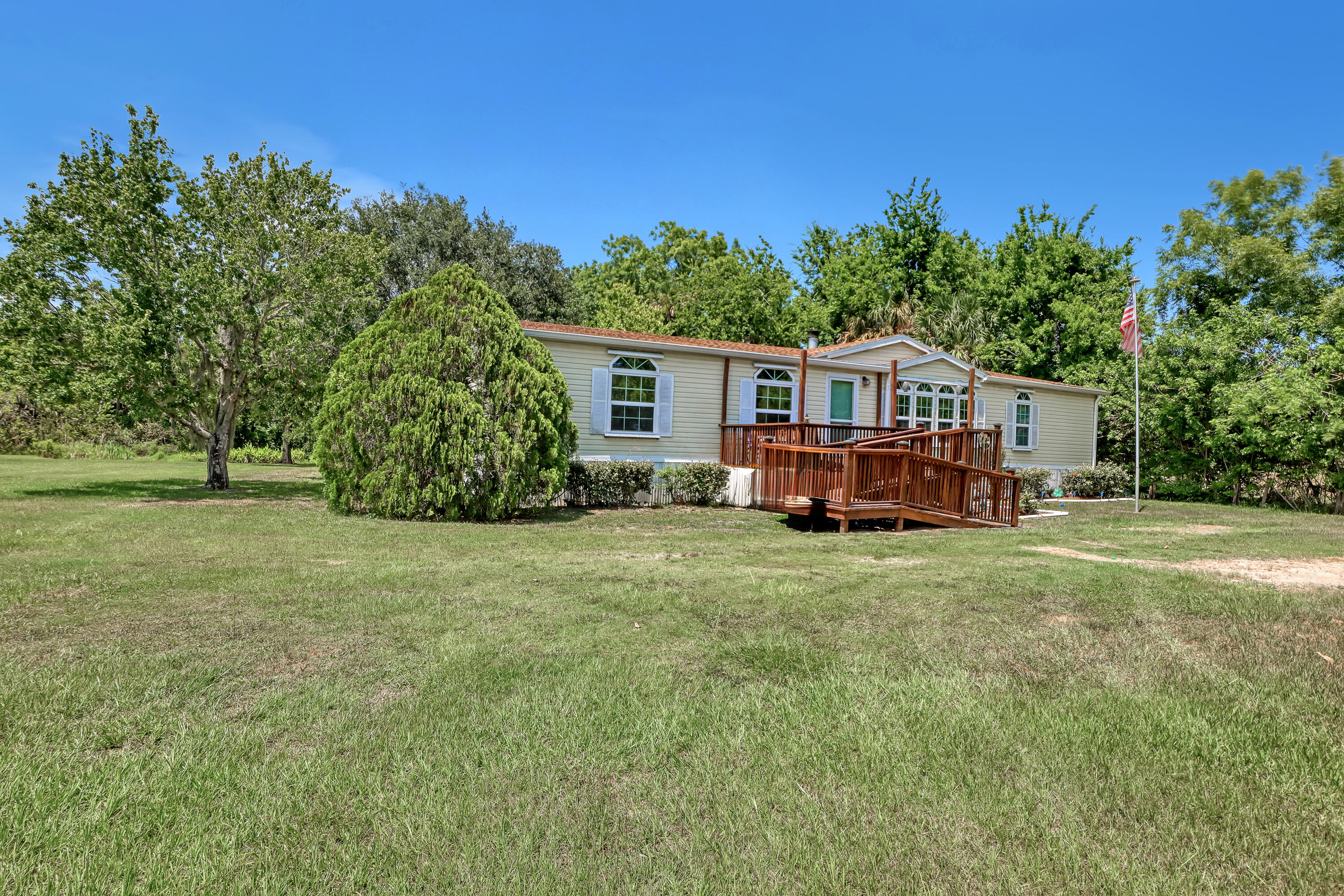 2146 Parrish Road Titusville, FL 32796 - Photo 6 of 50 2146 Parrish (7)