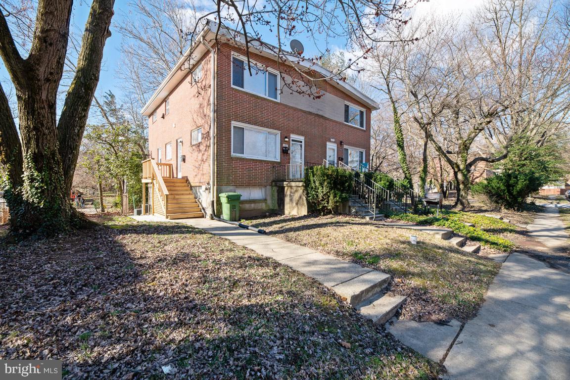 1007 Cedarcroft Road, Unit 1 Baltimore, MD 21212 - Photo 3 of 20 Gallery Image 3