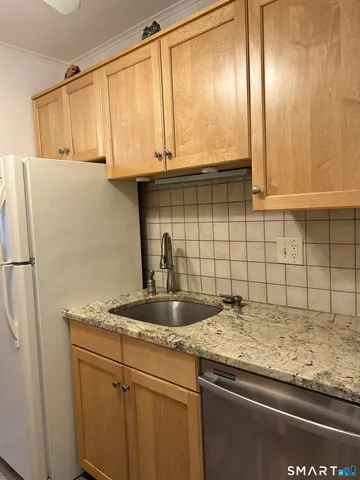 $238,000 | 1700 Broadbridge Avenue, Unit A14, Stratford, CT 06614