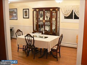 41 Hemlock Road Levittown, PA 19056 - Photo 5 of 6 Gallery Image 5